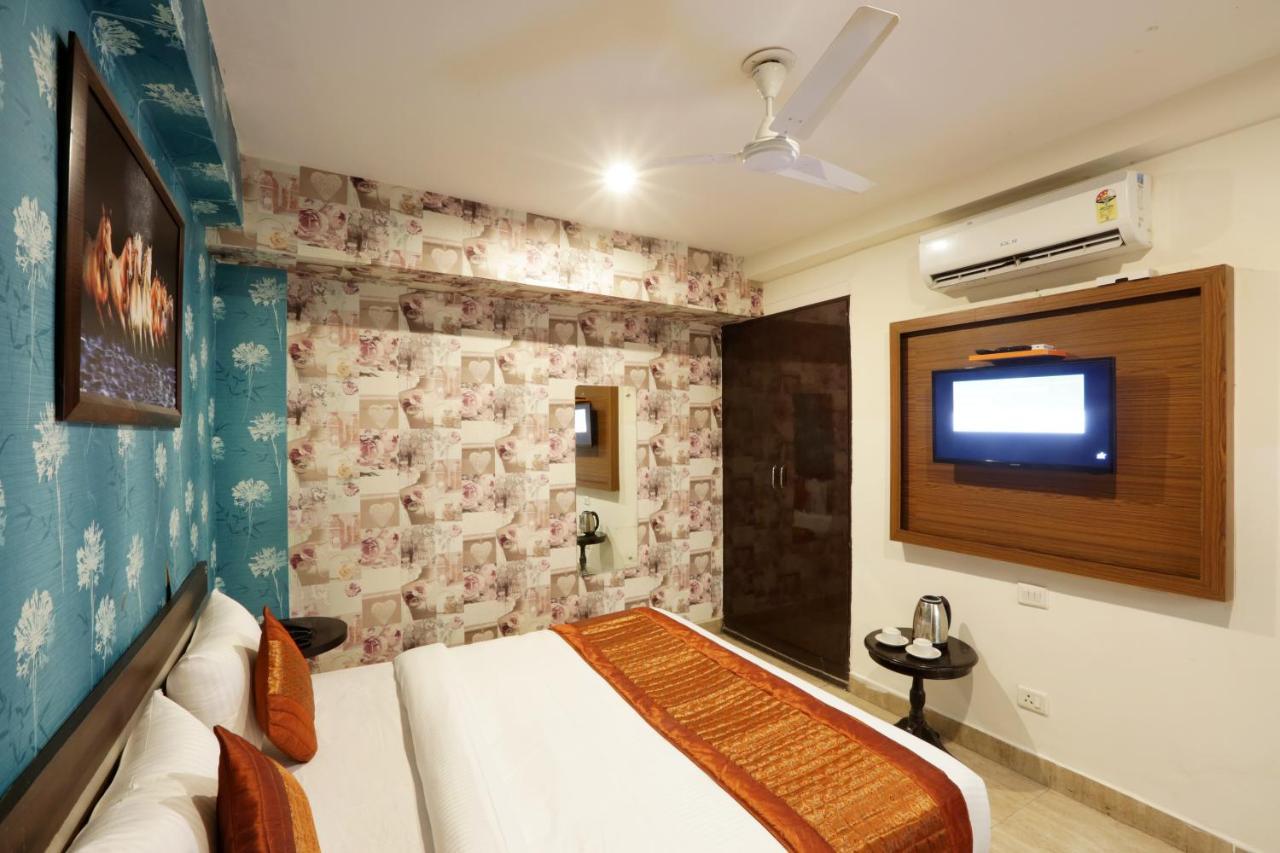 Hotel Ark Suites At Delhi Airport New Delhi Bagian luar foto