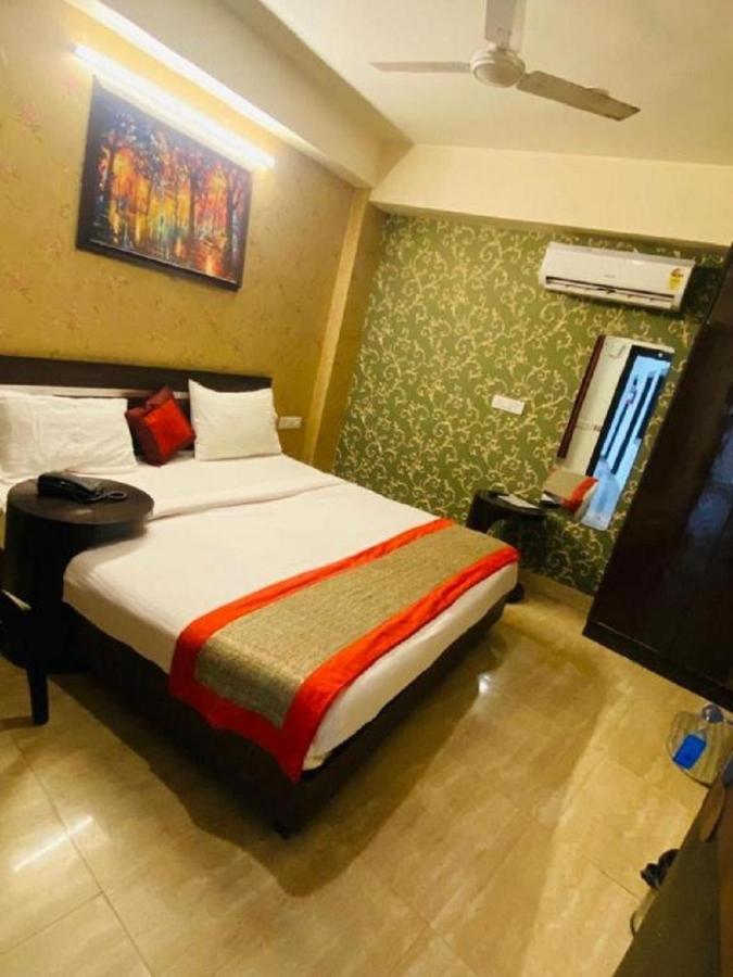 Hotel Ark Suites At Delhi Airport New Delhi Bagian luar foto