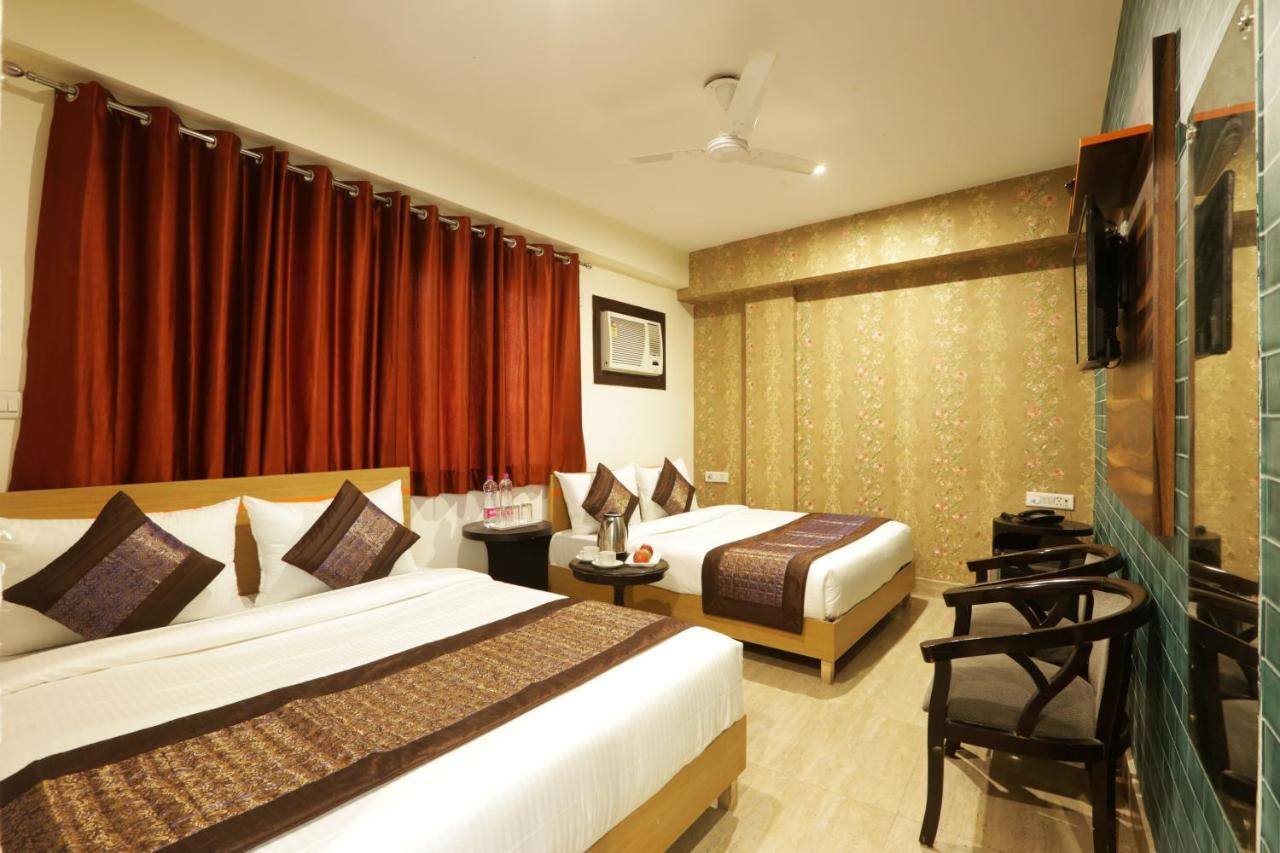 Hotel Ark Suites At Delhi Airport New Delhi Bagian luar foto