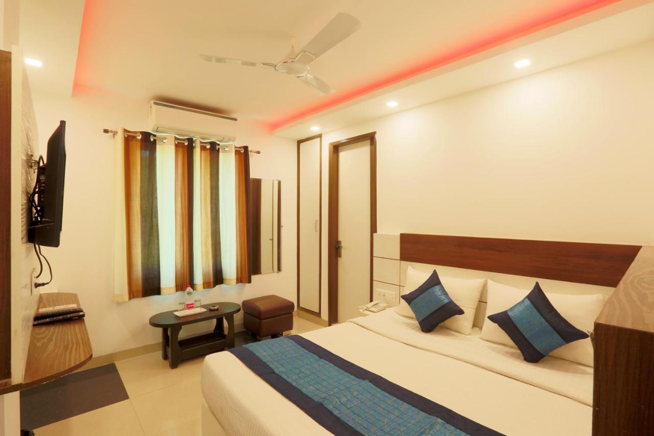 Hotel Ark Suites At Delhi Airport New Delhi Bagian luar foto